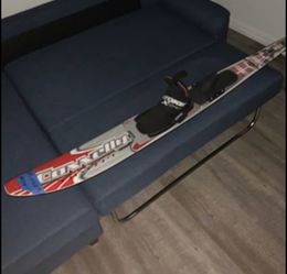 CONNELLY SLALOM WATER SKI