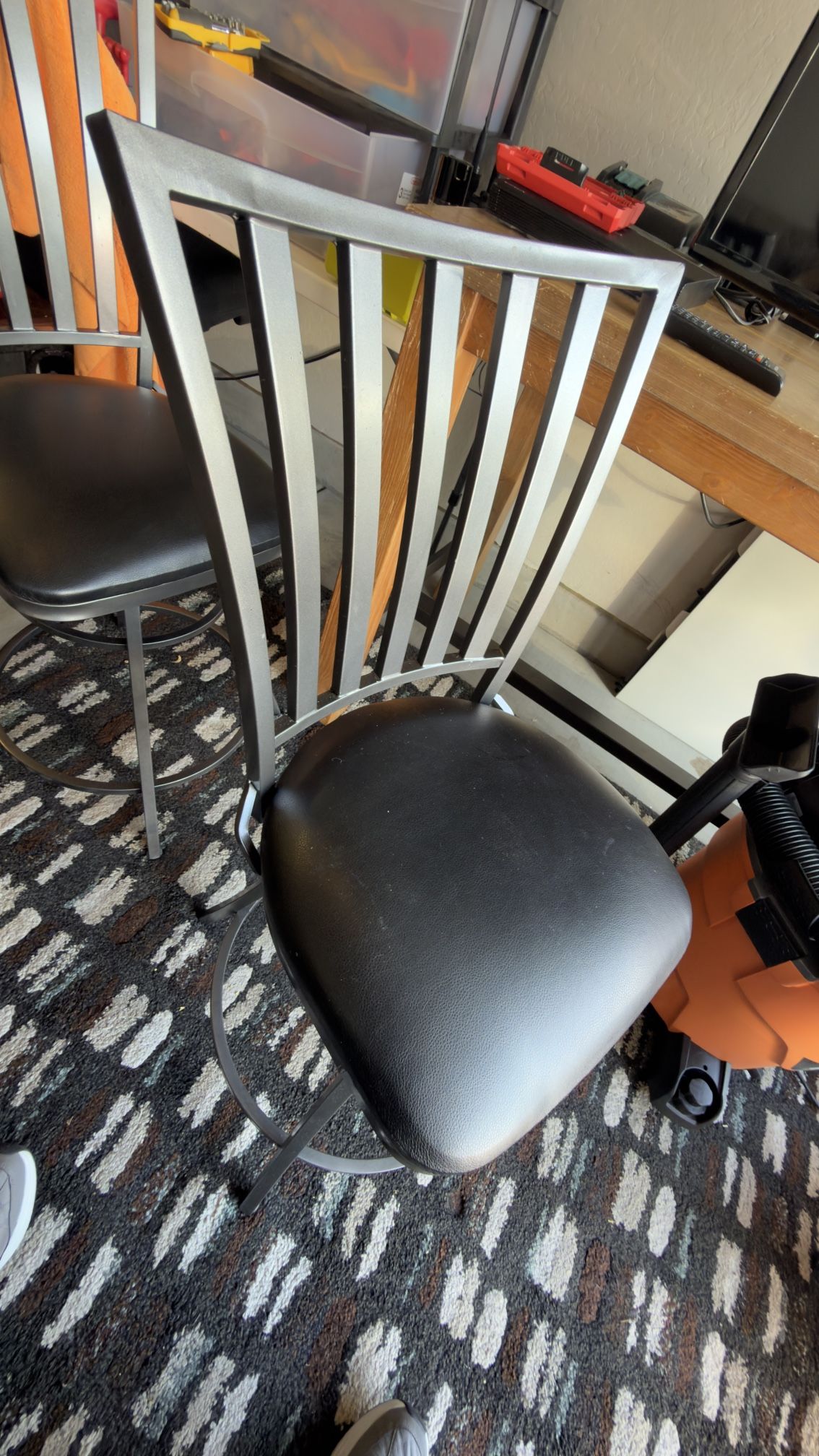 Gorgeous Counter Height Metal Stools