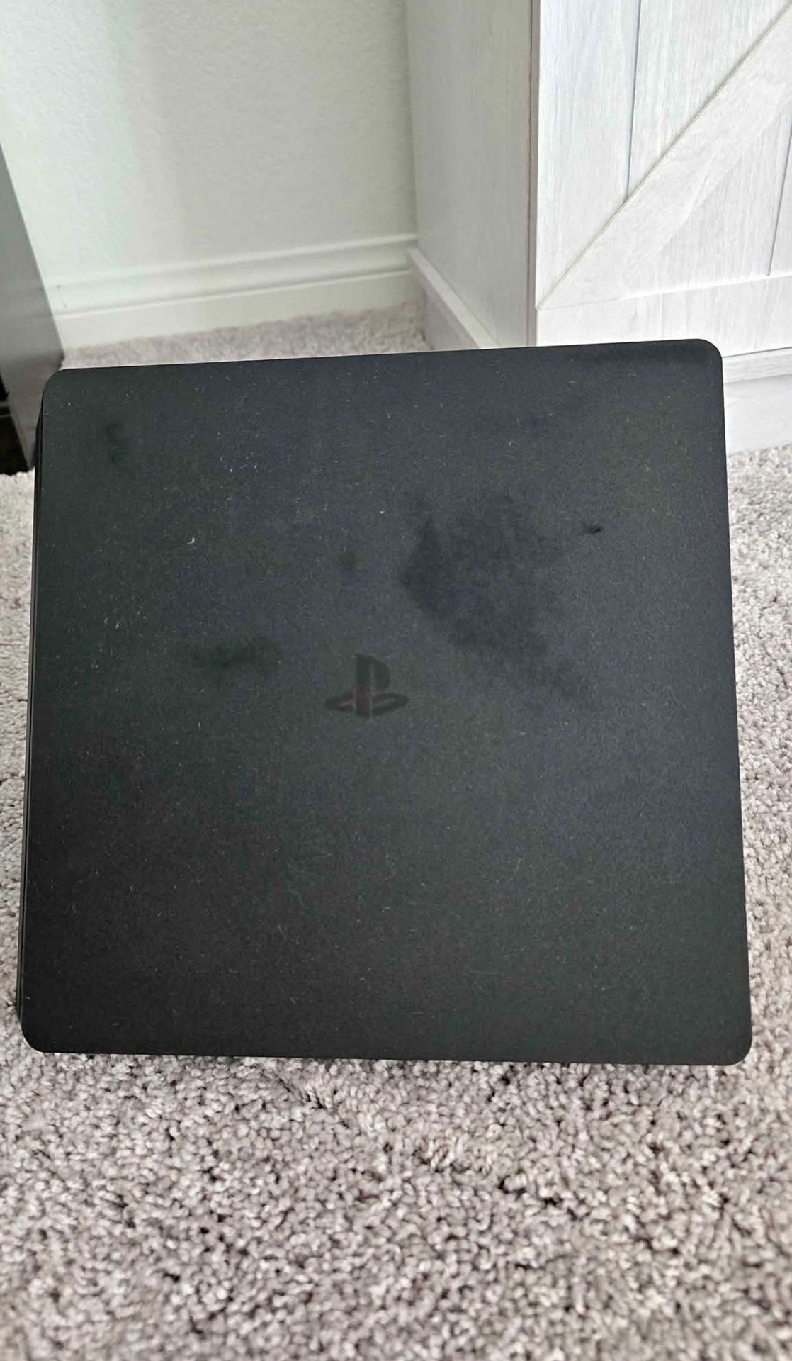 PS4 Slim