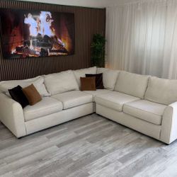 Sleeper Sectional Couch – Light Beige / Cream