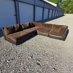 Sectional couch