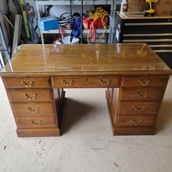 Ethan Allen Desk