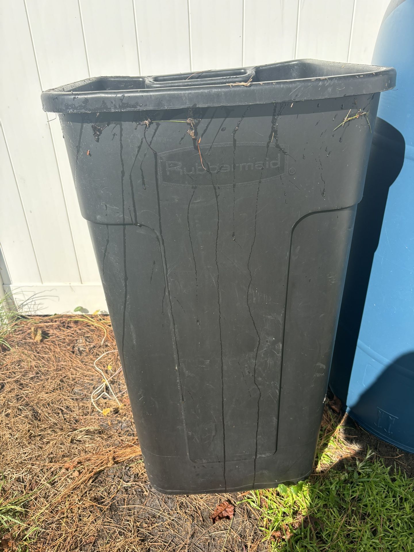 50 Gallon Trash Can