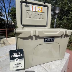 YETI Tundra 35 Heavy-Duty Rotomolded Cooler – Tan – Like New
