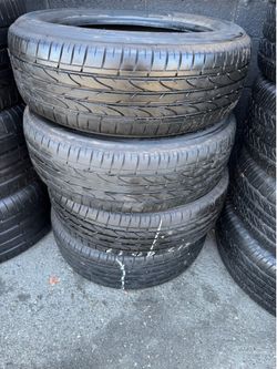 Vendo 215/60/R17 las 4 llantas hokahama $165