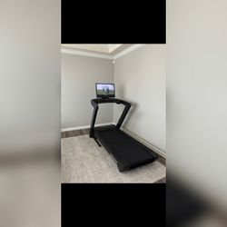 NordicTrack Commercial 2450 Treadmill Assembled - New - 2026 - Charlotte, NC