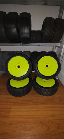 Losi 5ive b tires 5b 5t brand new 1/5 24mm