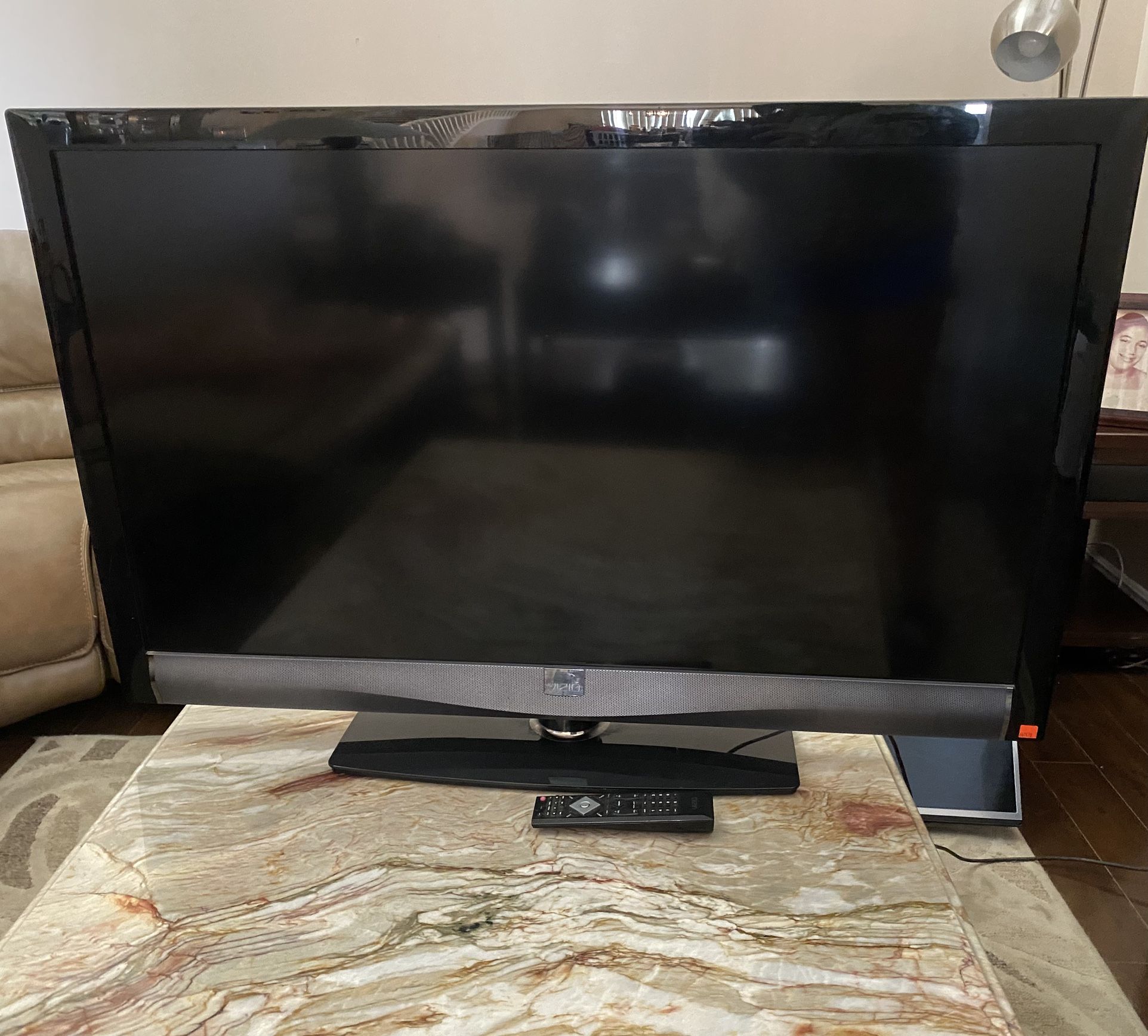 VIZIO 47-inch TV (M470VT)