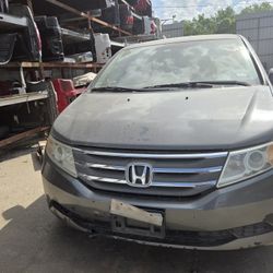 2012 HONDA ODISSEY...ONLY PARTS...SOLO PARTES..8,3,2-5,4,0-1,3,3,3 EL TOPO CALL 