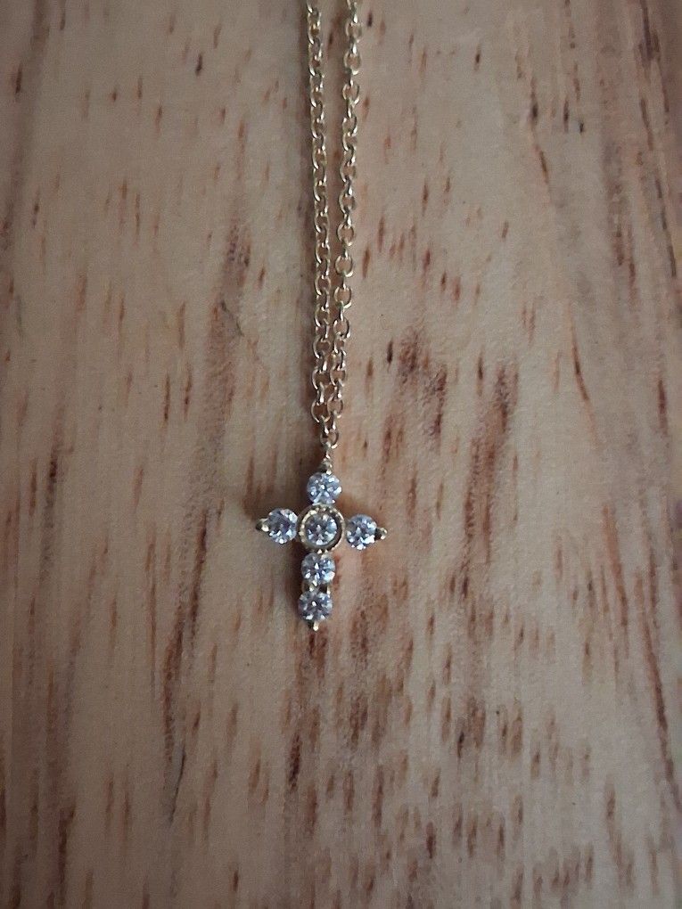 18k Gold/Diamond Cross