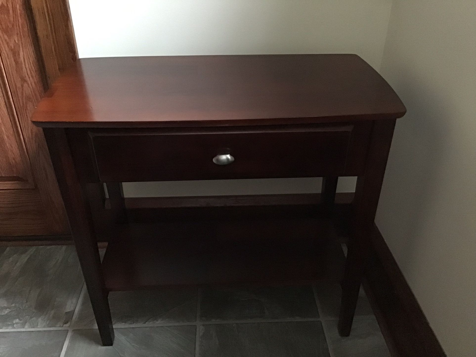 End Table/night Stand/ Entry Way Table