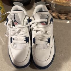 Jordan 4