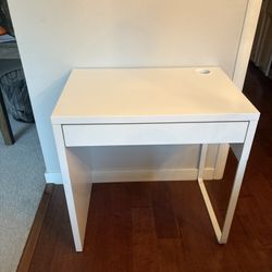 White Desk