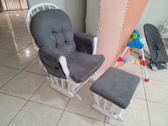Nursery rockin Chair