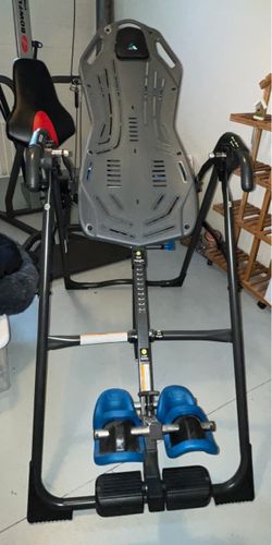 BRAND NEW TEETER FITSPINE INVERSION TABLE – NEVER USED