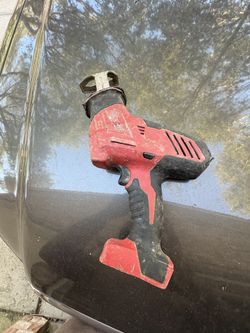 Milwaukee 18v Sawzall $65OBO