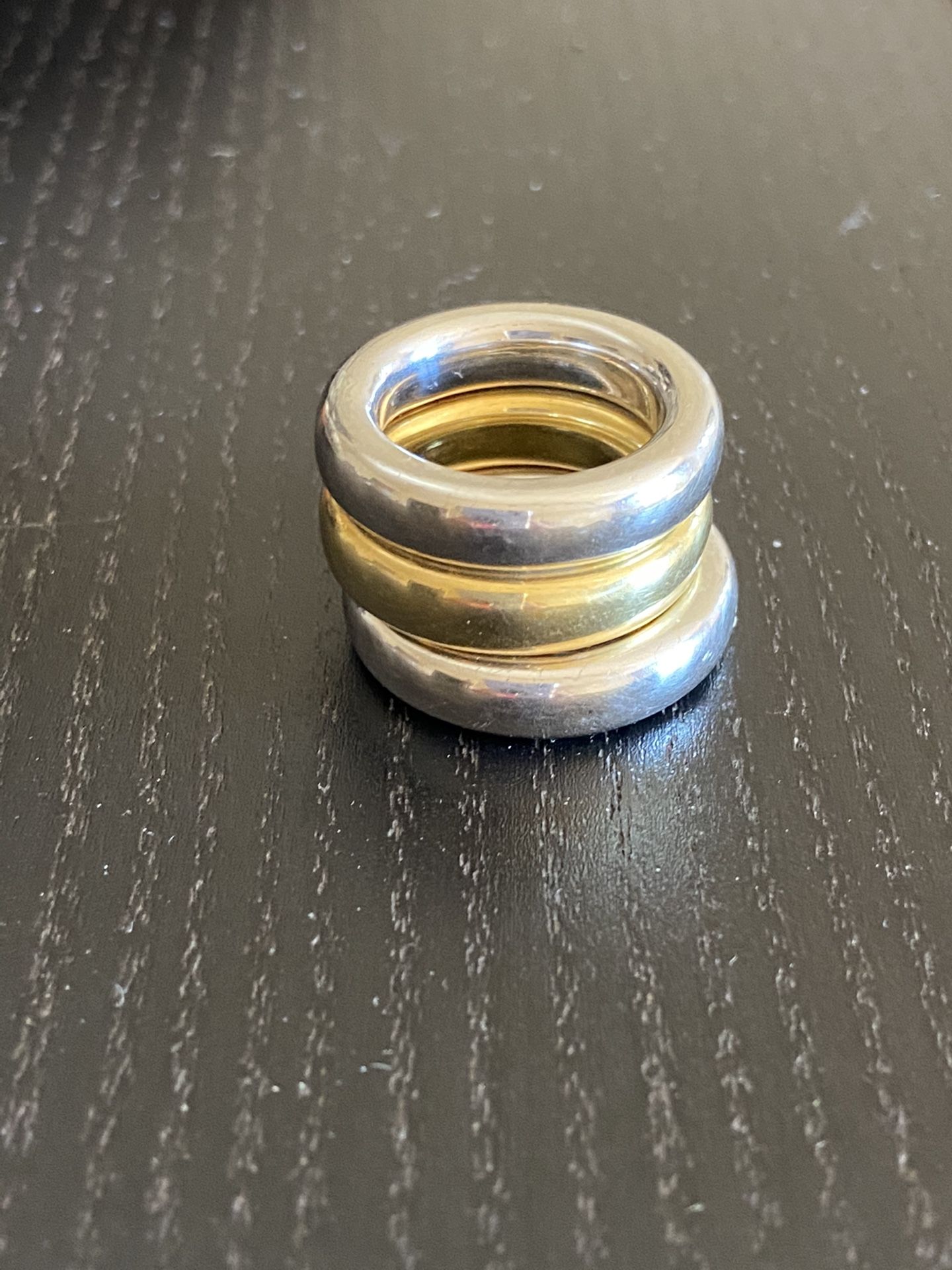 Rings: Sterling silver rhodium plated size 6,25