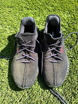 Yeezy Bred 350 V2 Size 11