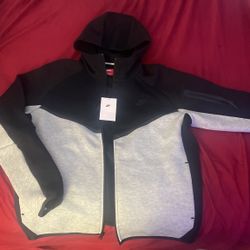 nike tech brand new with tags grey and black