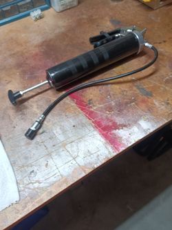 GREASE GUN
