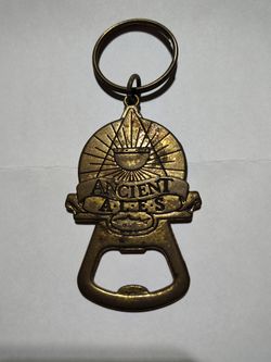 ANCIENT ALES * SOLID BRASS KEY RING 🔑