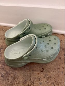 Green platform glitter croc