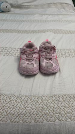 Baby shoes