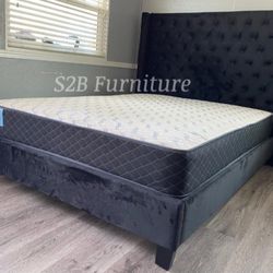 Ck Black Chanelle Wingback Bed With Ortho Matres!