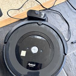 Roomba (2)