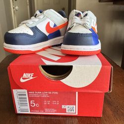 5c Nike Dunk Low Upside Down SE