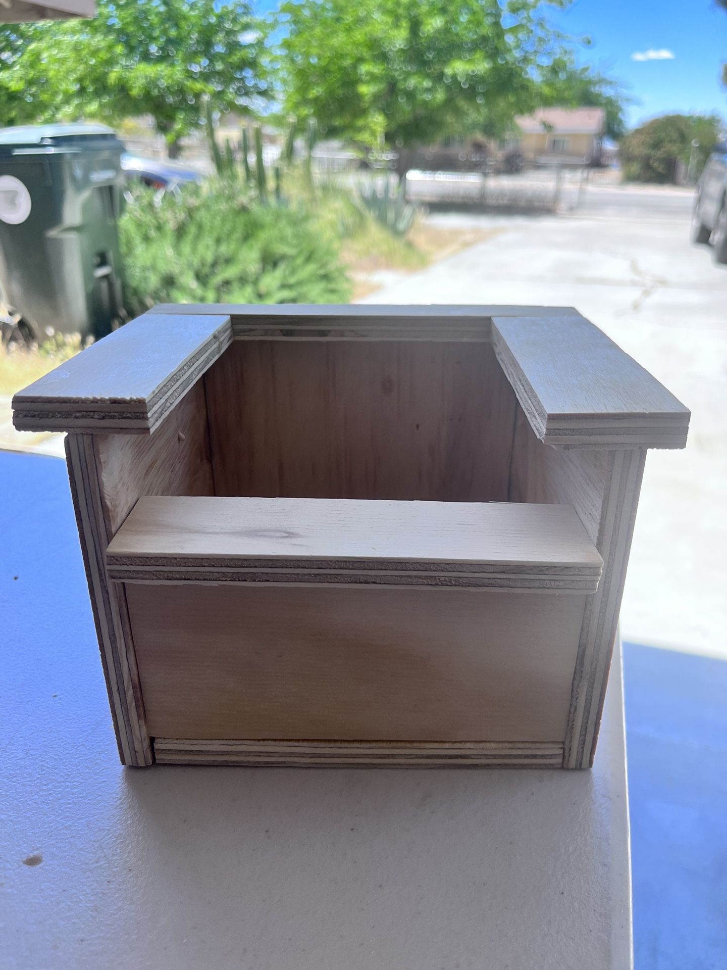 Small wooden planter 