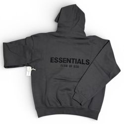 🔥 Fear of God Essentials Hoodie – Black (Stretch Limo) – M Staple color. Clean fit. Essentials done right.