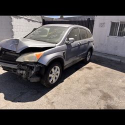 2007 AWD Honda CRV - For Parts Only