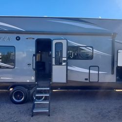 2019 VORTEX TOYHAULER