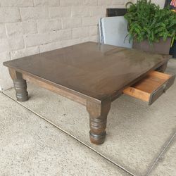 Solid WOOD TABLE