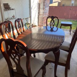 Comedor Y Trinchador