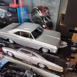RedCat racing RC lowrider sixty five Impala SS ready to run including remote controller battery and a charger brand new in a box
