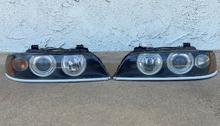 E39 OEM BMW HEADLIGHTS Xenon Or Halogen