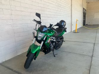 Green Street Motorcycle Naked Bike