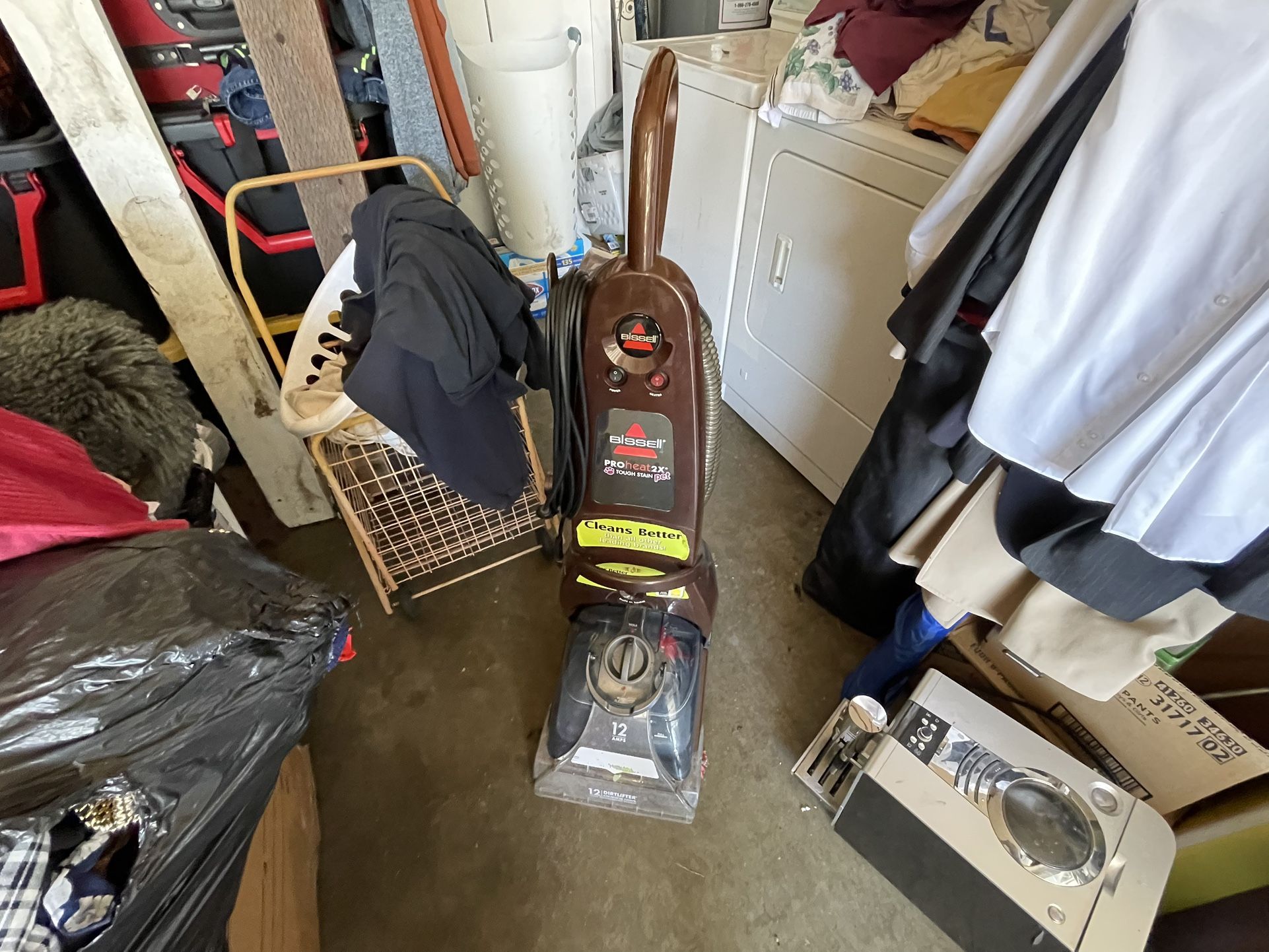 Bissell Vacuum/carpet Cleaner