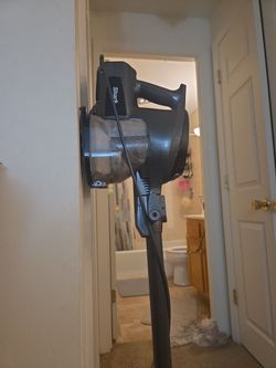Move our sale - VACCUM CLEANER