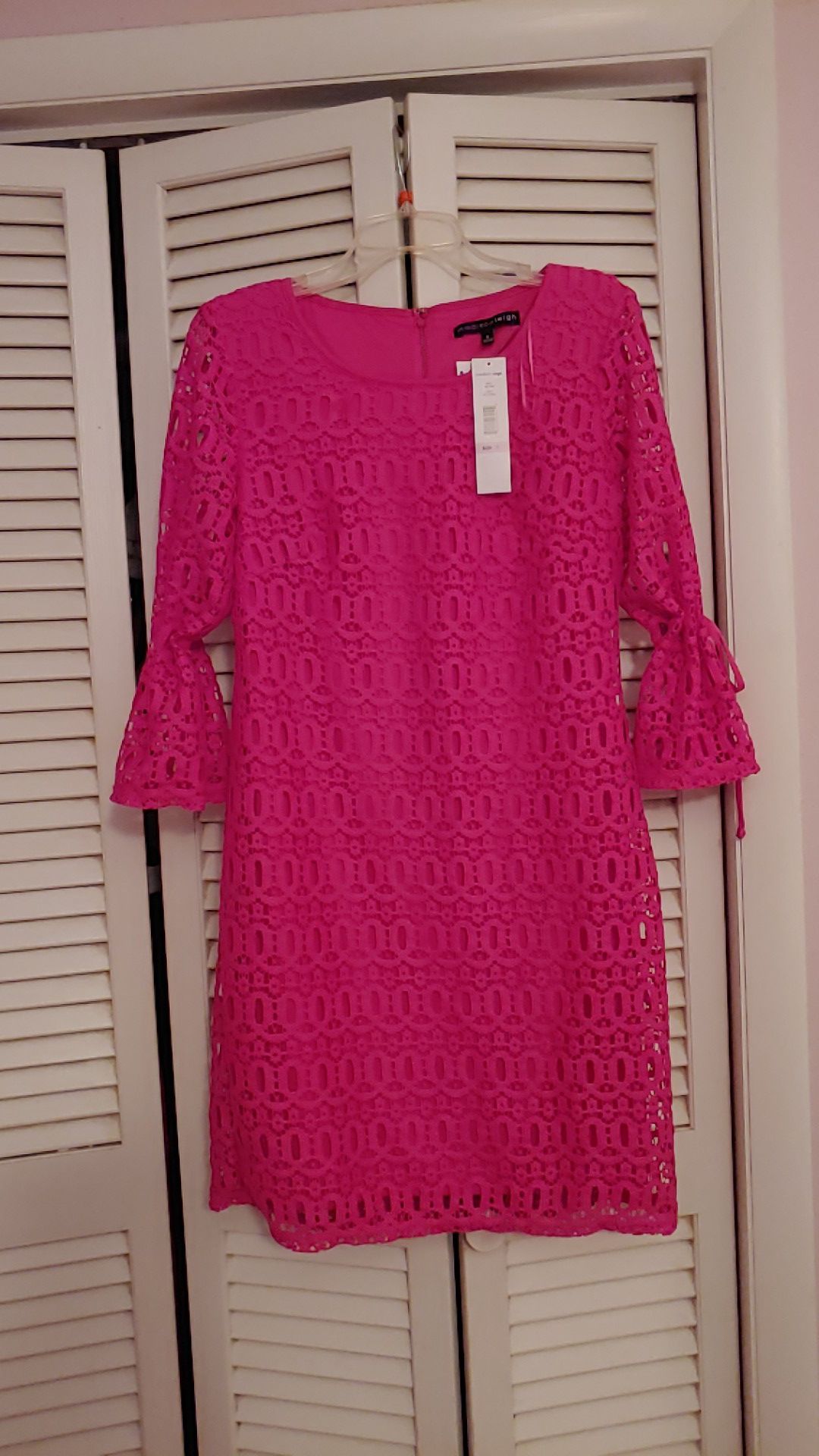 NWT Madison Leigh Hot Pink Body con size 6