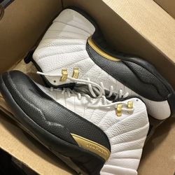 JORDAN 12 ROYALTY TAXI  SZ 11.5