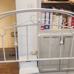 White Metal Sturdy Head Bed And Frame Frames