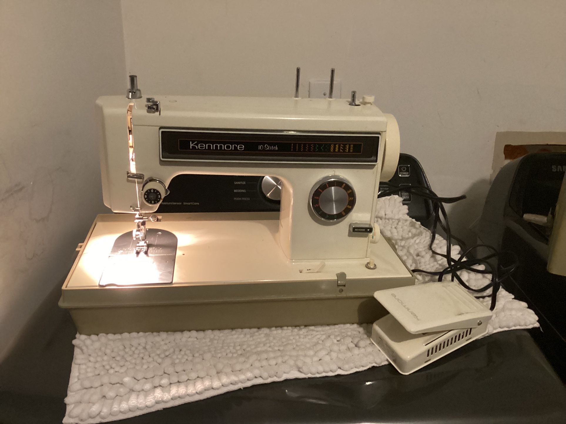 Kenmore 10 Stitch Sewing Machine