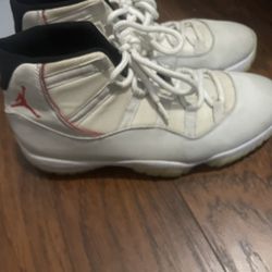Jordan 11 Platinum tint 