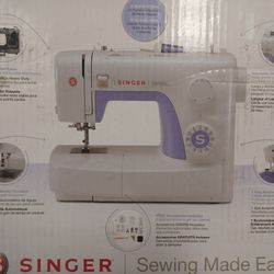 SINGER Simple Sewing Machine  Model 3232