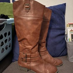 American Eagle Knee High Boots (Size 10)