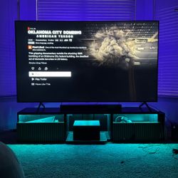 85″ Samsung UN85TU7000FXZA 4K Crystal UHD Smart TV – Pickup Only (Columbus)