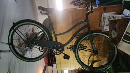 Huffy Beach Cruiser